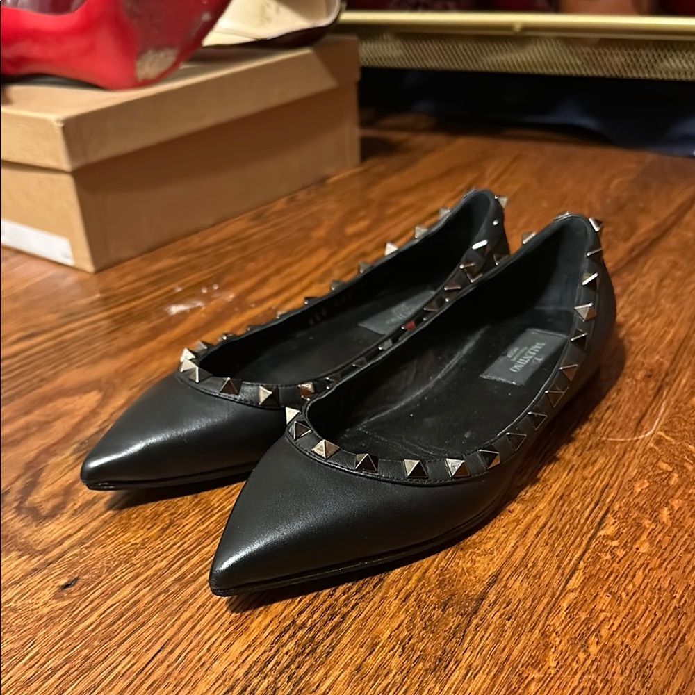 SOLD Make an Offer Valentino Garavani Black Leather Flats